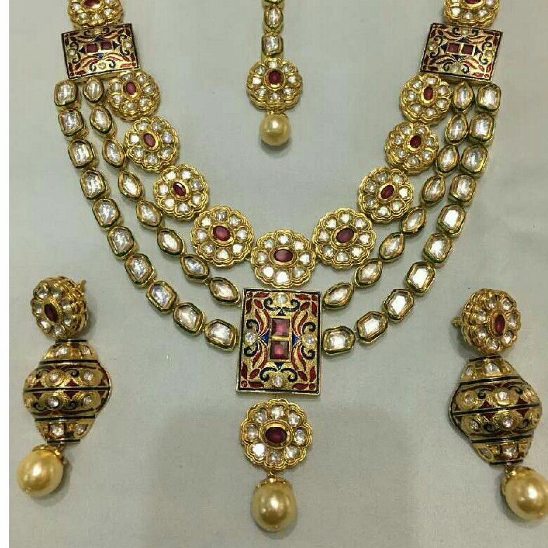 Classic Ladies Yellow Necklace Set