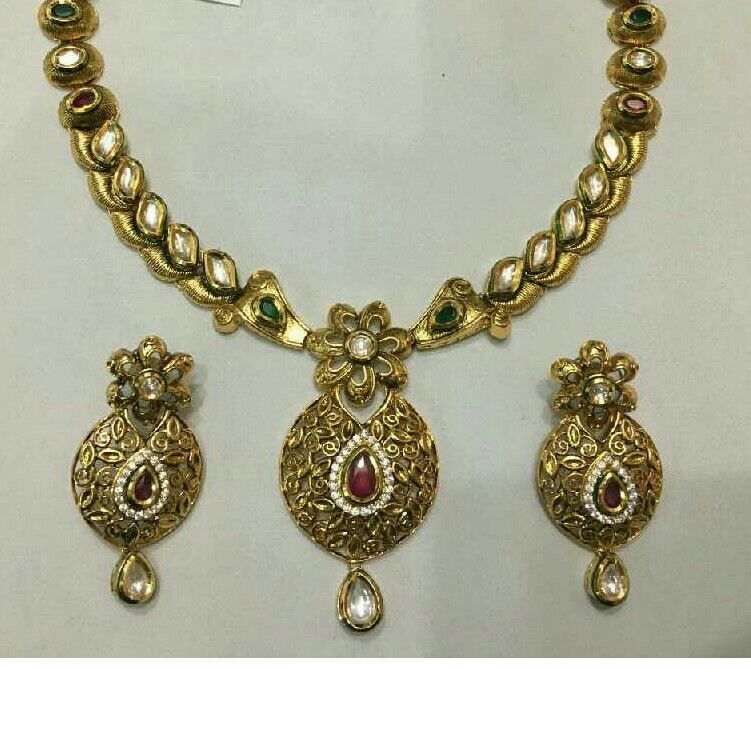 Fancy Ladies Yellow Necklace Set