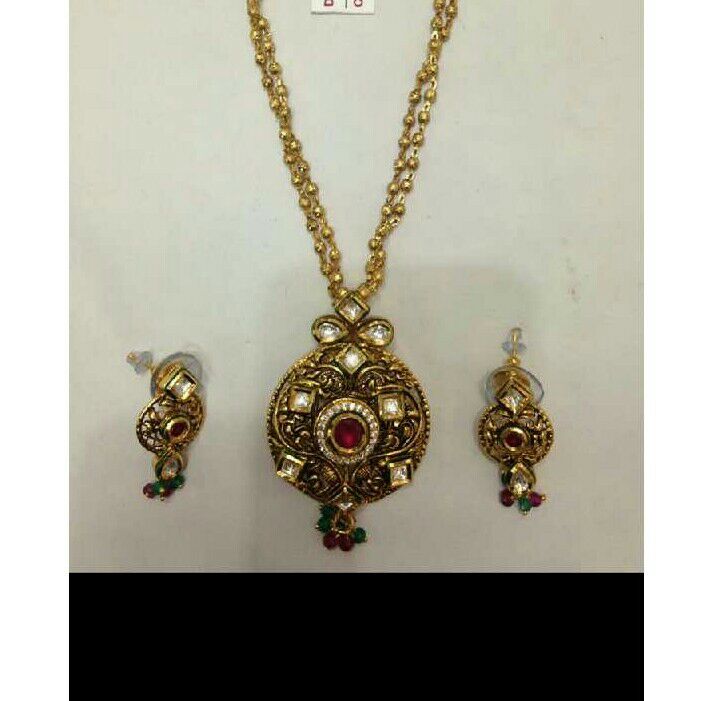 Designer Yellow Ladies Necklaces Set