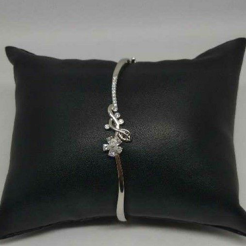 92.5 Exlusive Diamond Sterling Silver Bracelet(kada)