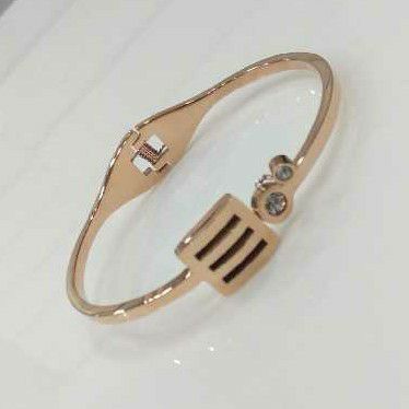 18kt italian ladies bangle(kada)