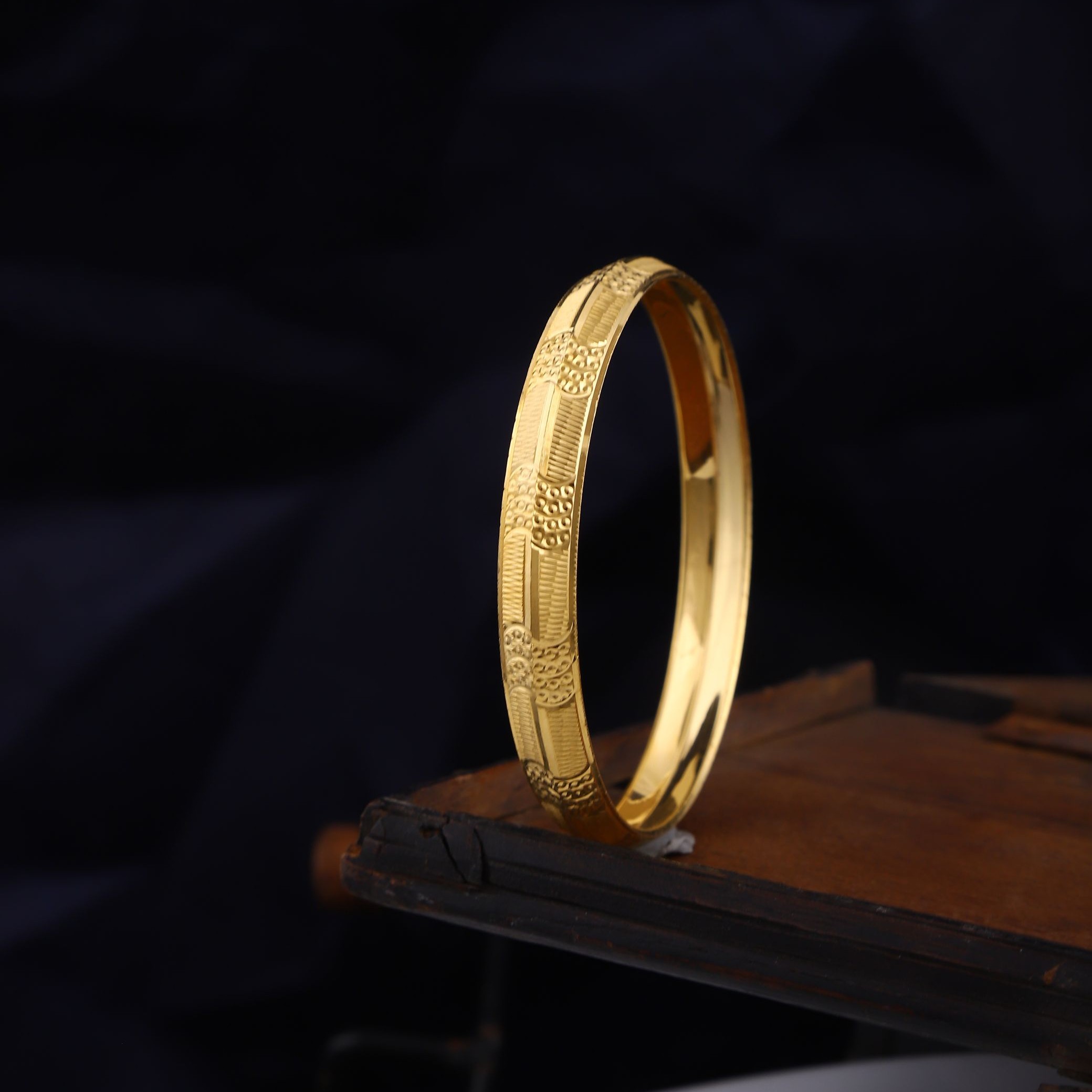 916 Gold Delicate Kada