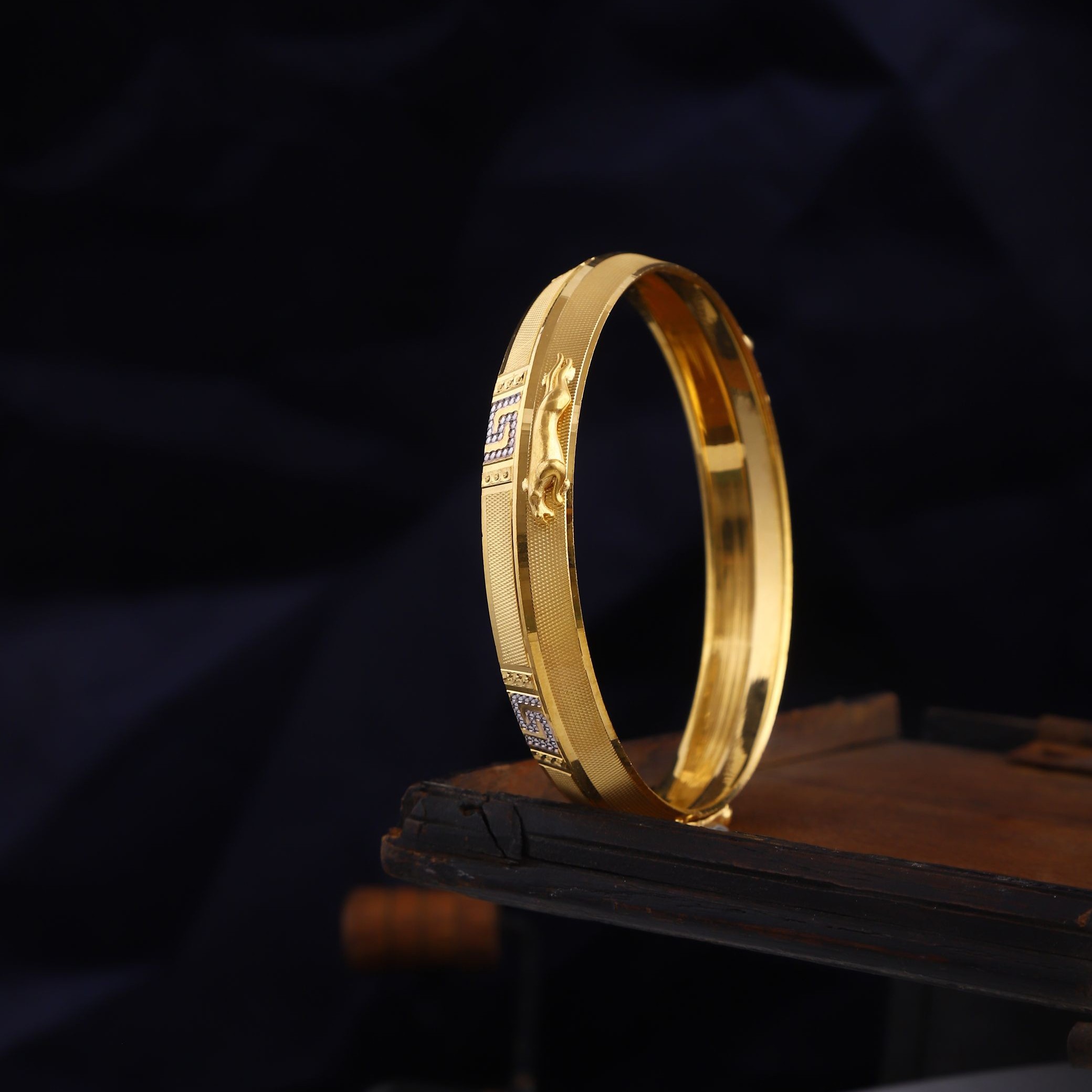 916 Gold Fine Daily Wear Kada