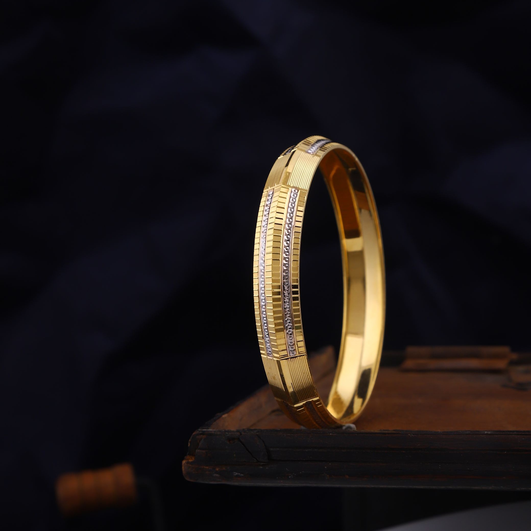 916 Gold Delicate Kada
