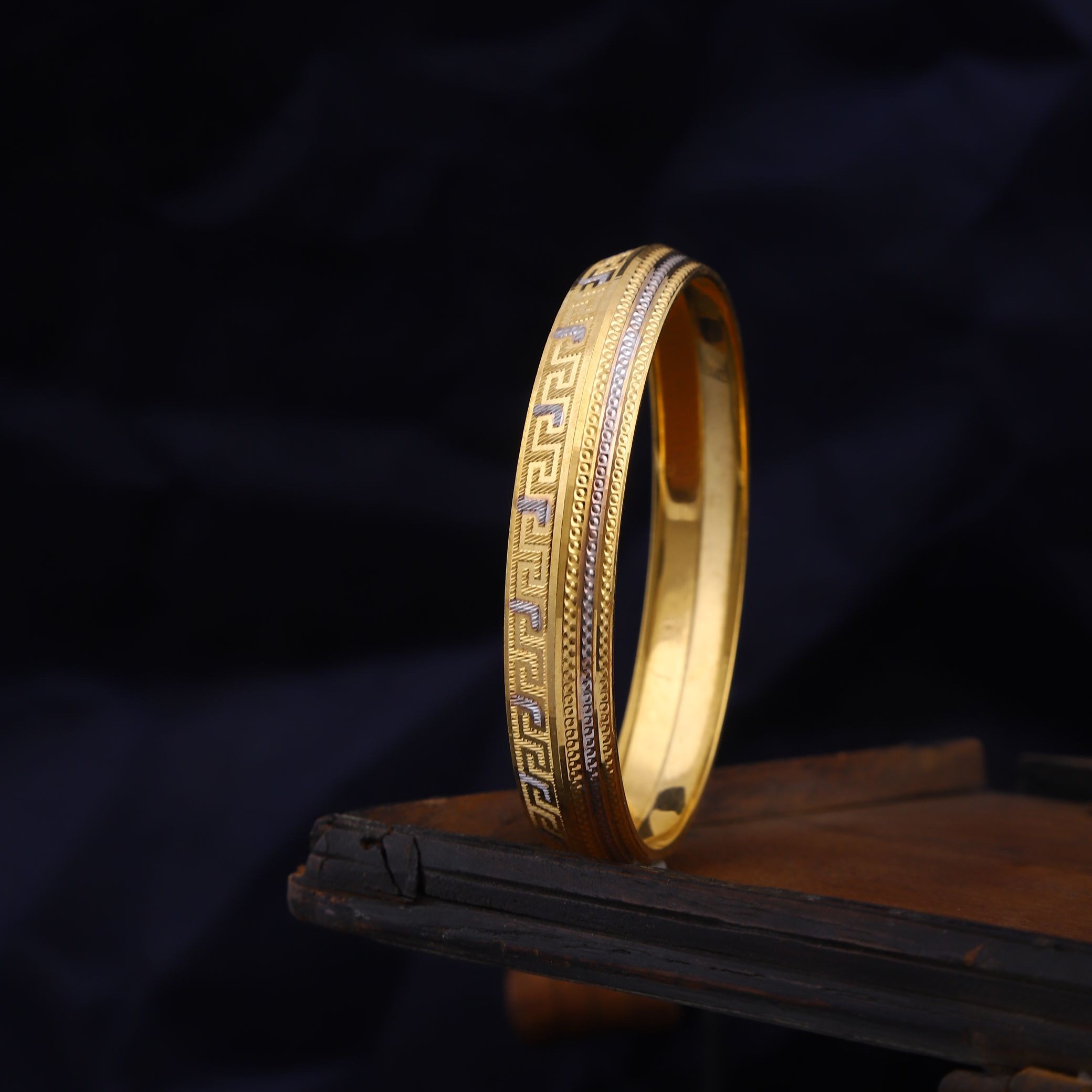 916 gold Mens kada For Daily Wear