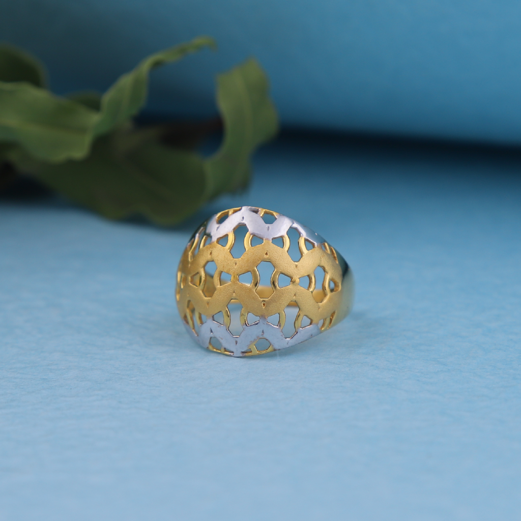 Plain Gold Fancy ladies rings