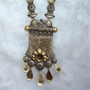 Antique  jadtar set