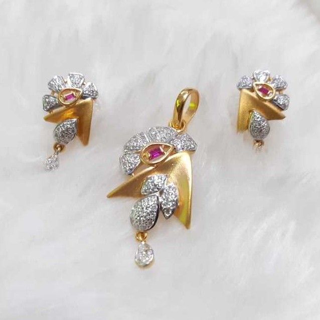 916 exclusive cz pendant set
