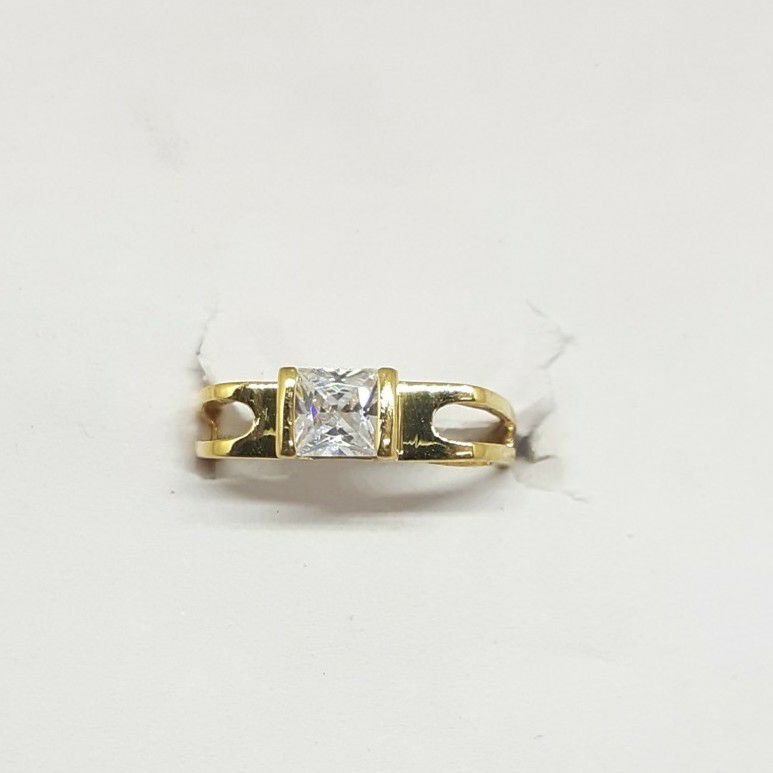 916 ladies solitare rings