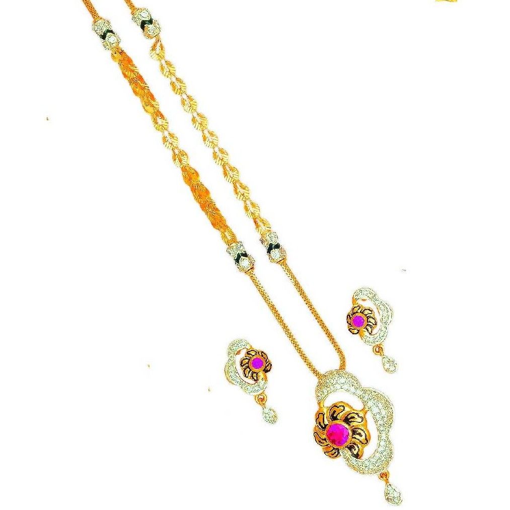 916 Gold Flower Shaped Dokiya With Fancy Chain