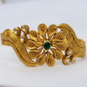Antique Angreving Jadtar Bracelet