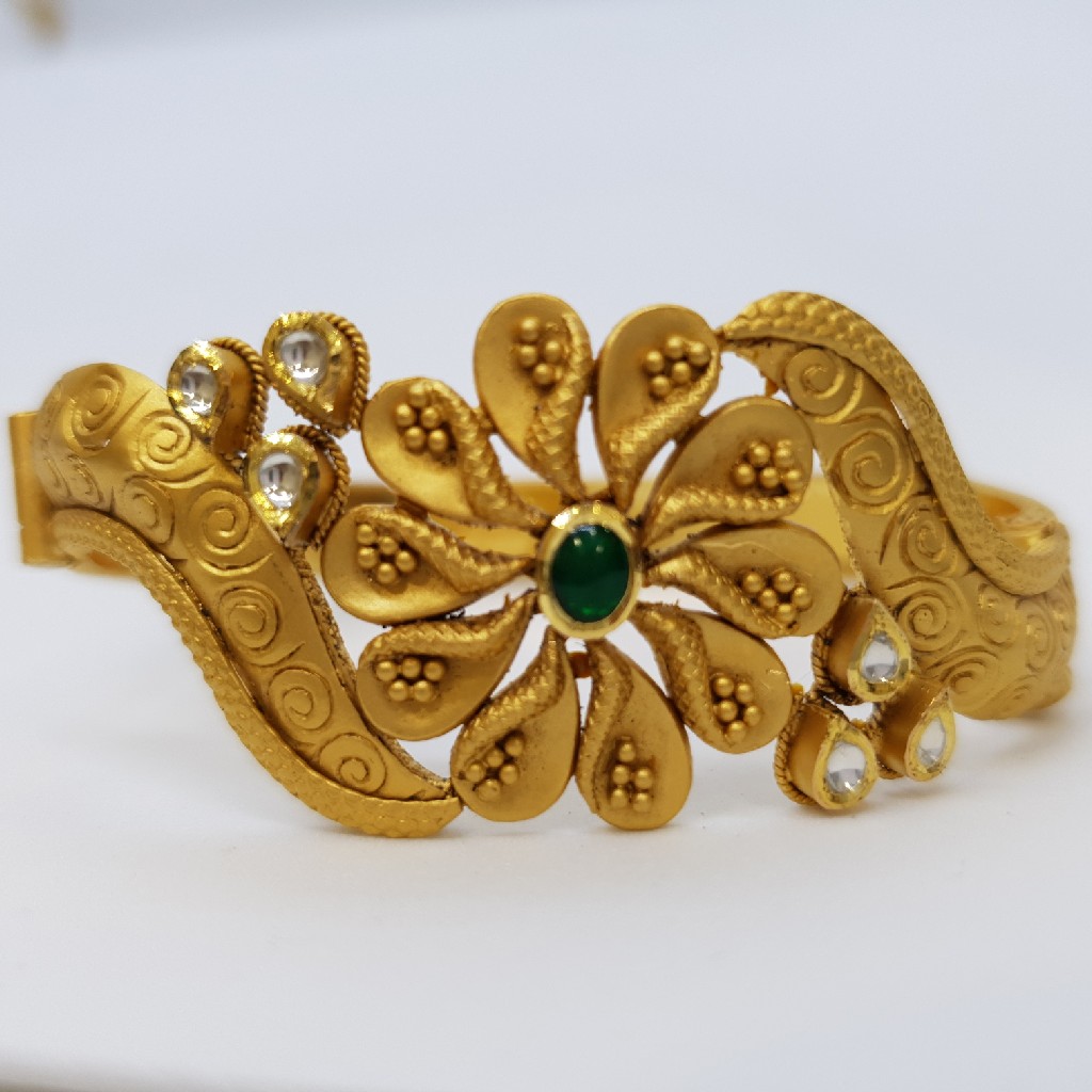 Antique Angreving Jadtar Bracelet