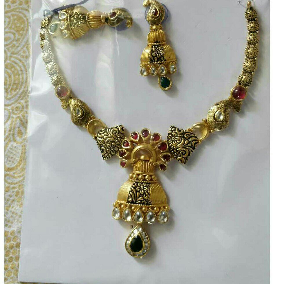 22K / 916 Ladies Gold Antique Necklace Set