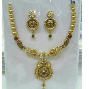 916 Gold Ladies Antique Jadtar Necklace Set