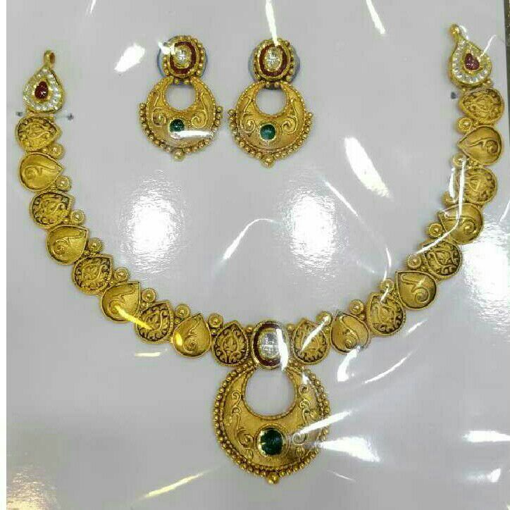 916 Gold Antique Jadtar Ladies Necklace Set