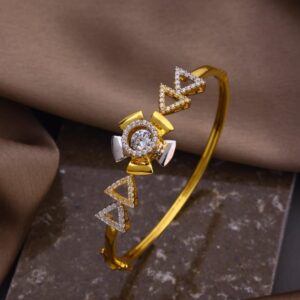 Gold FLOWER SHAPE BRACELET