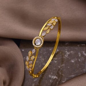 Gold Leaf Single Diamond Bracelet