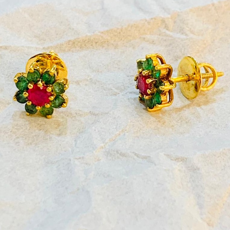 916 Gold Earrings