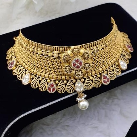 Gold choker set 916