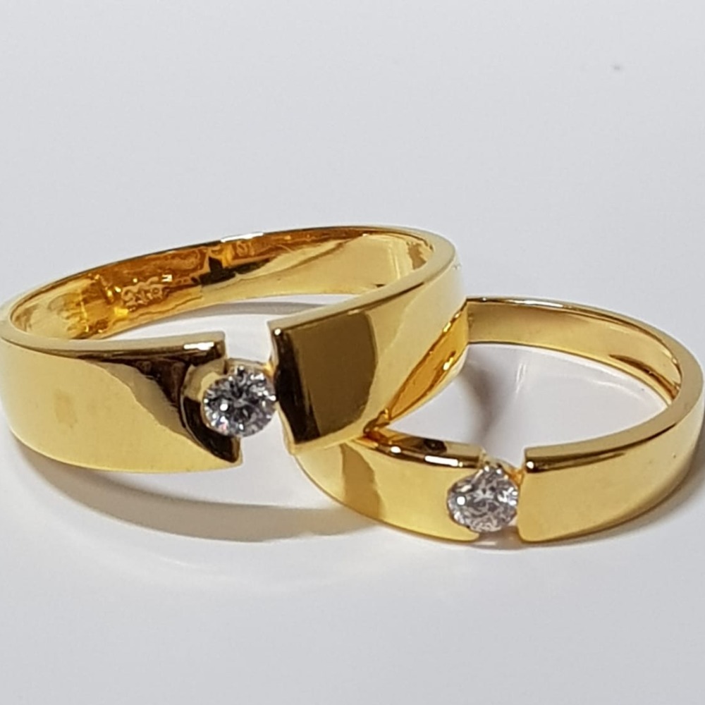 22 ct gold couple ring in single small diamond