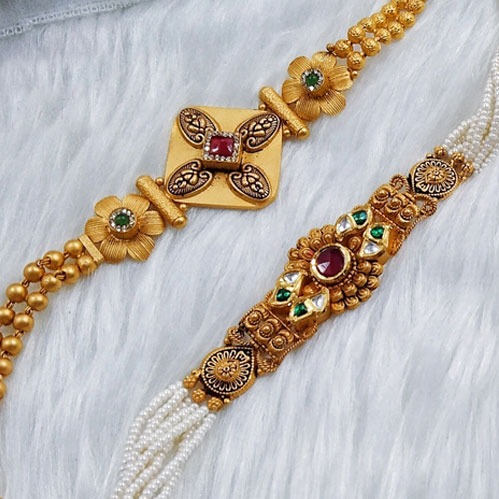 22KT Gold Antique Floral Design Bracelet