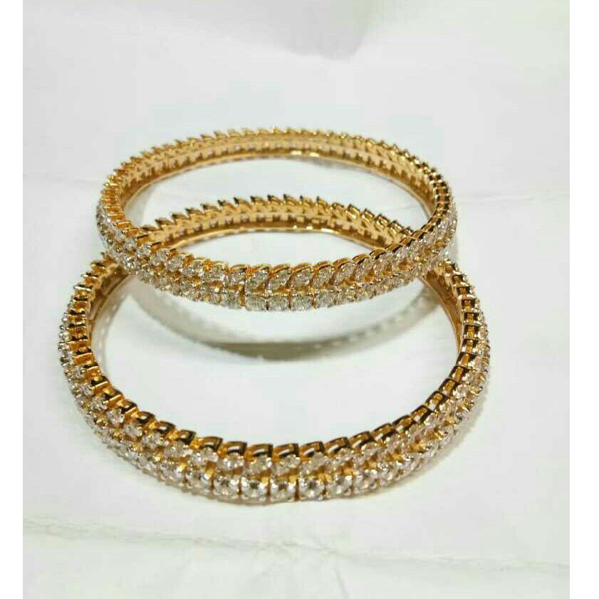 22K / 916 Gold Designer CZ Stone Bangle