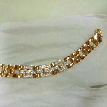 22KT Gold Gents Fancy Bracelet