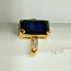 22KT Gold Ladies Fancy Ring