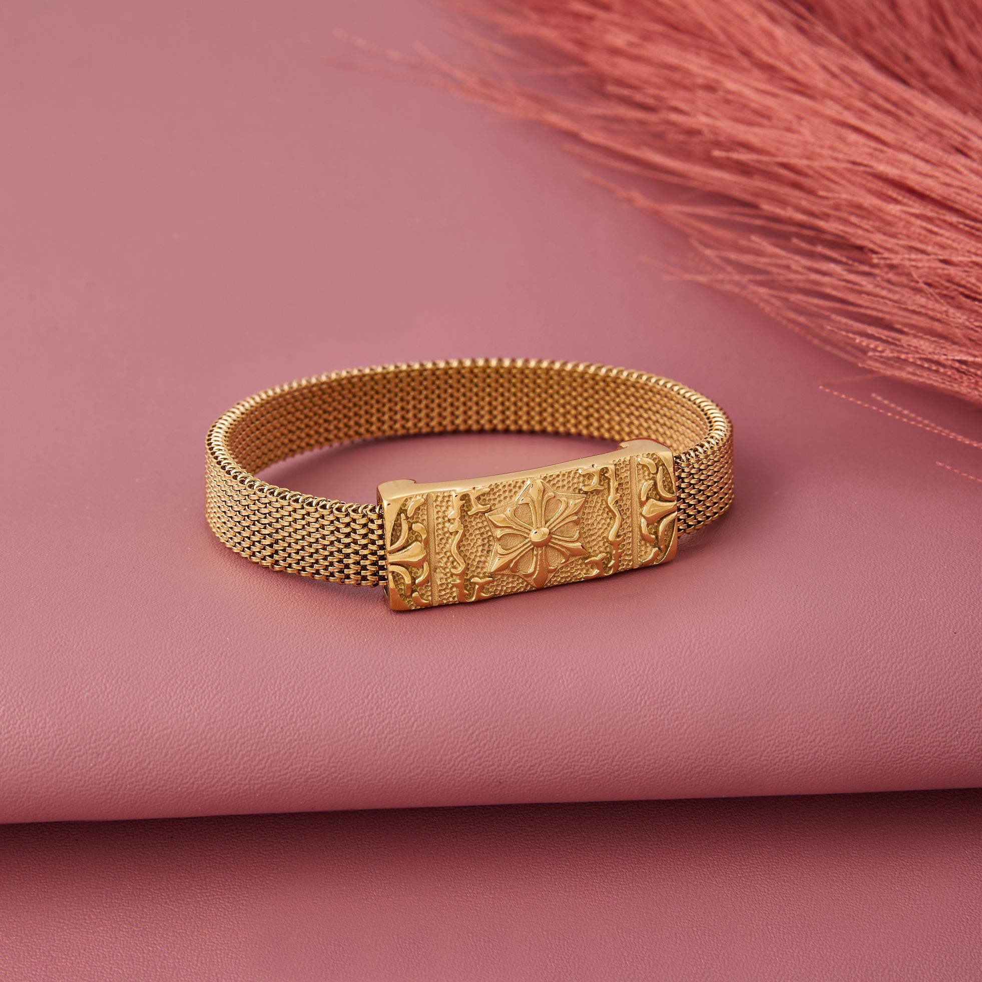 Gold Floralis Bracelet