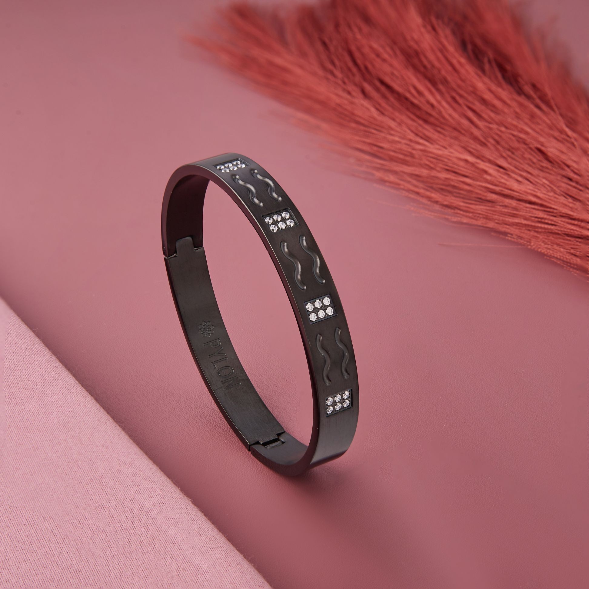 The Pharaoh Noir Cuff