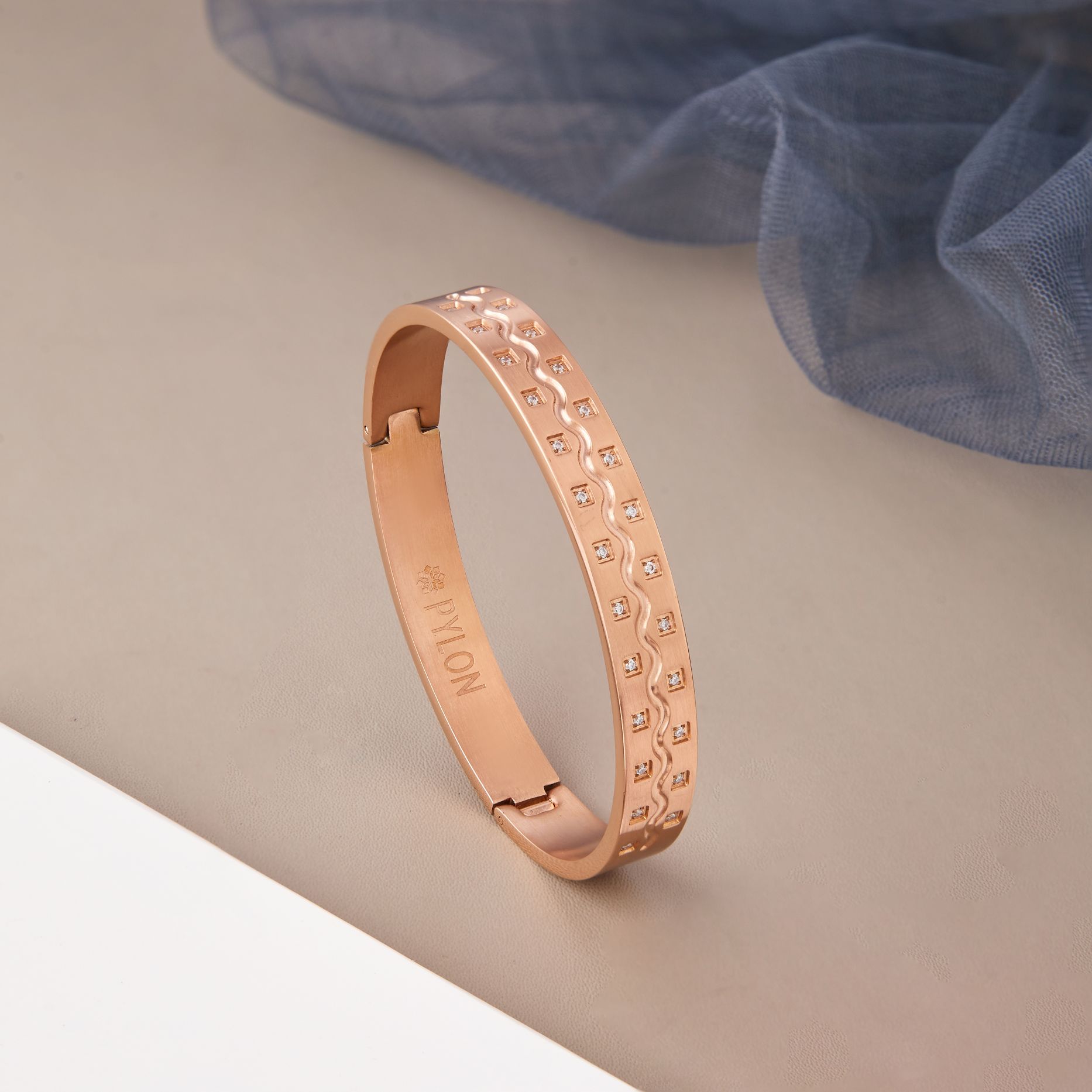 Nautica Band in rose gold