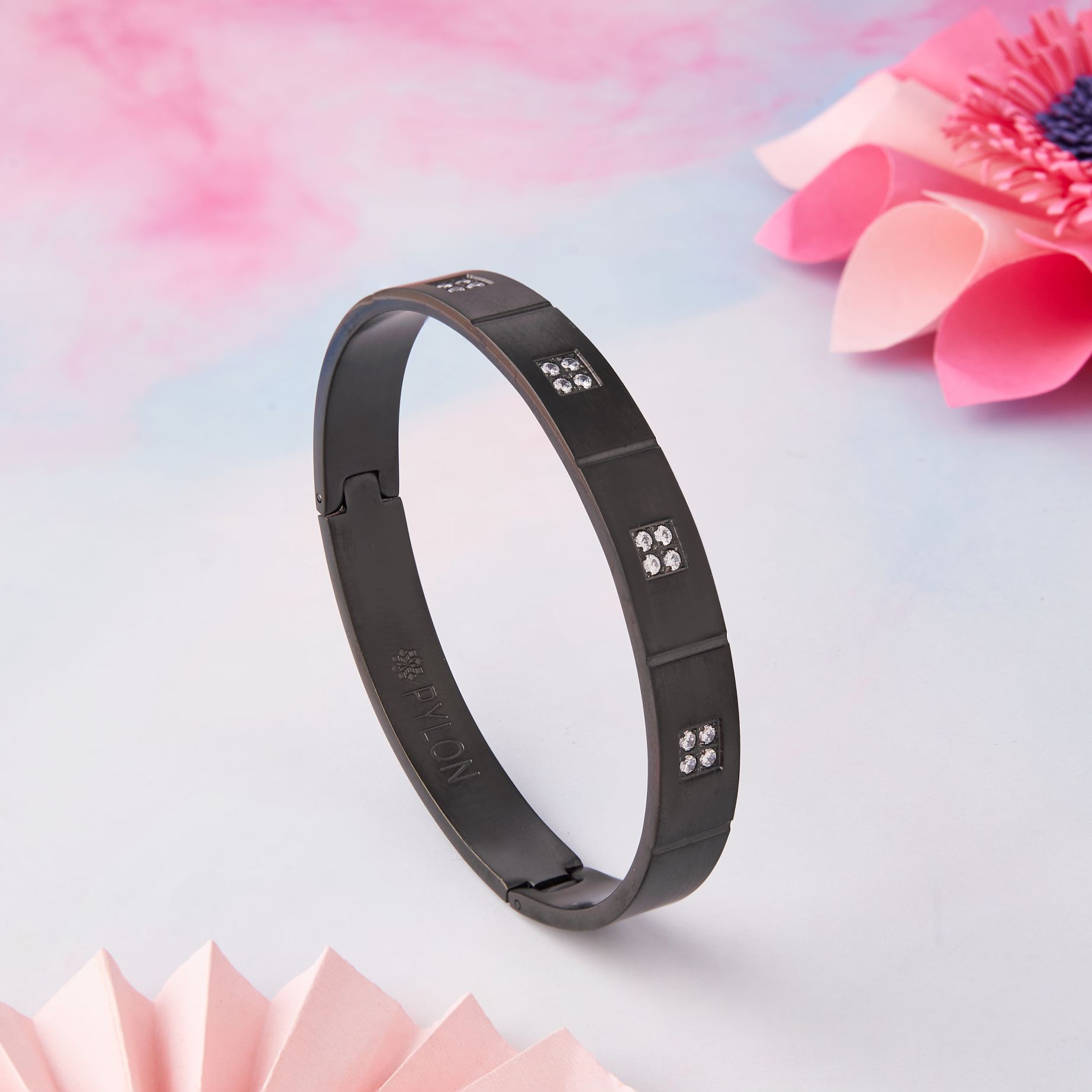 Squared Noir Bracelet