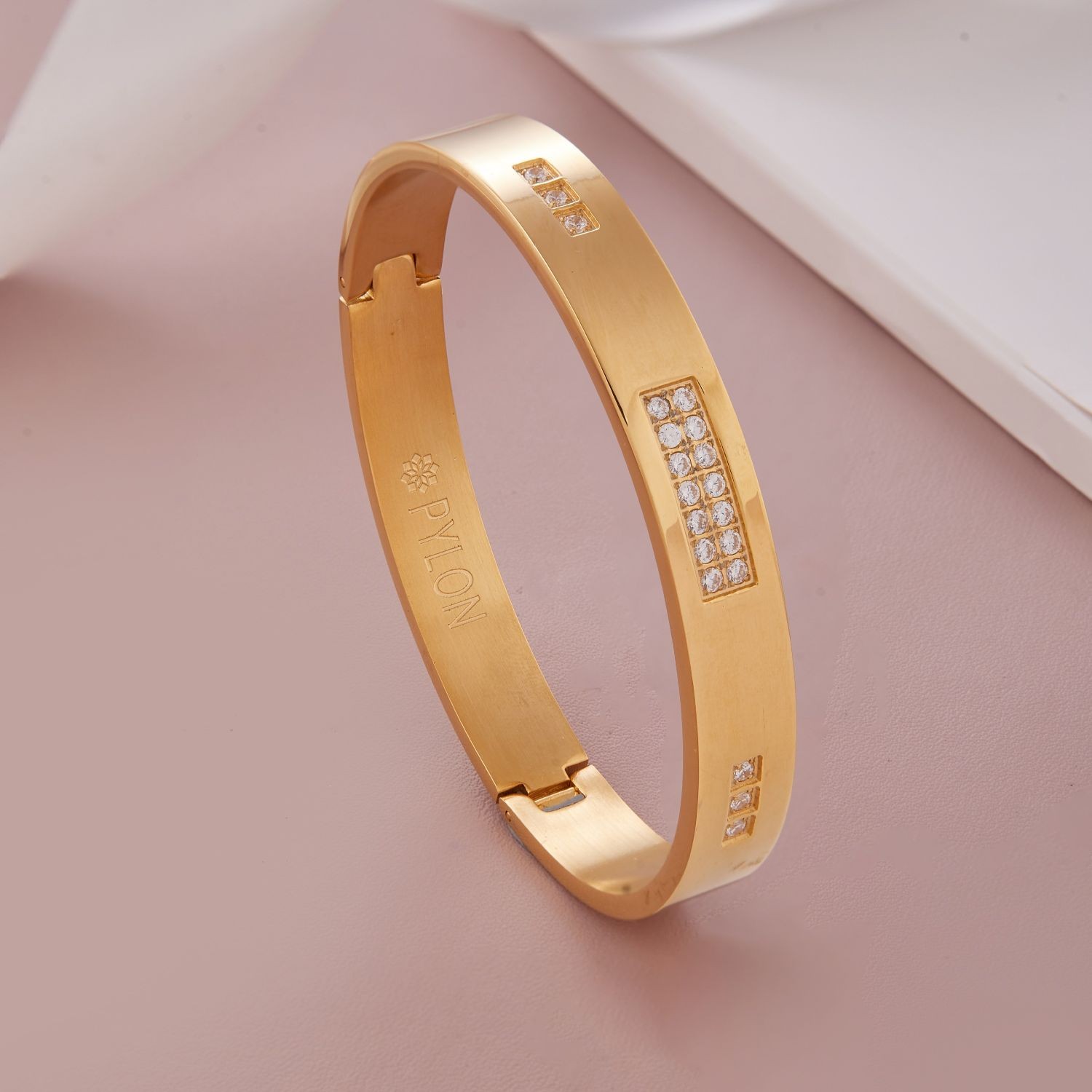 Golden rectangular radiance Bracelet
