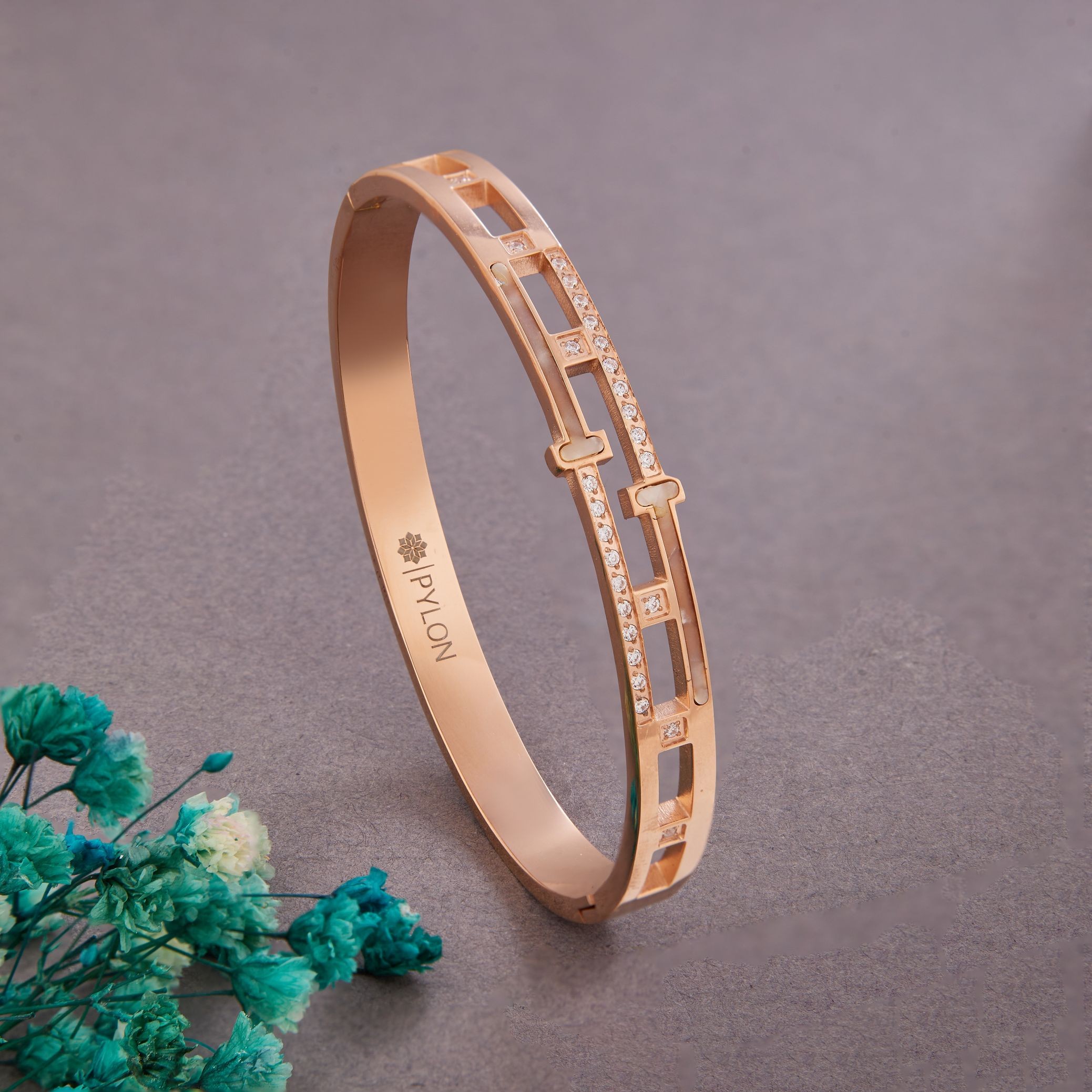 Roseate Helix Link Bracelet