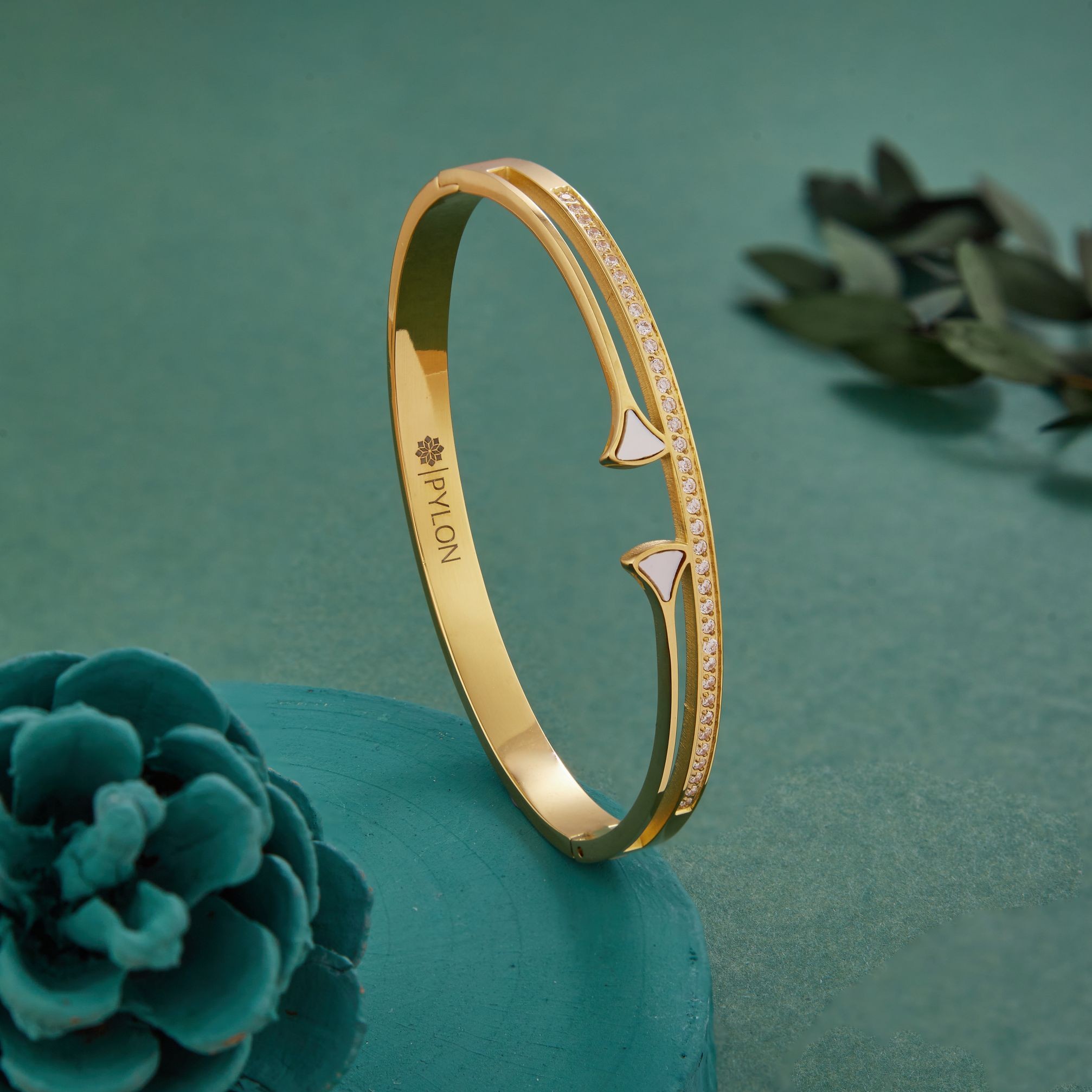 Diamond Nexus Cuff In Gold