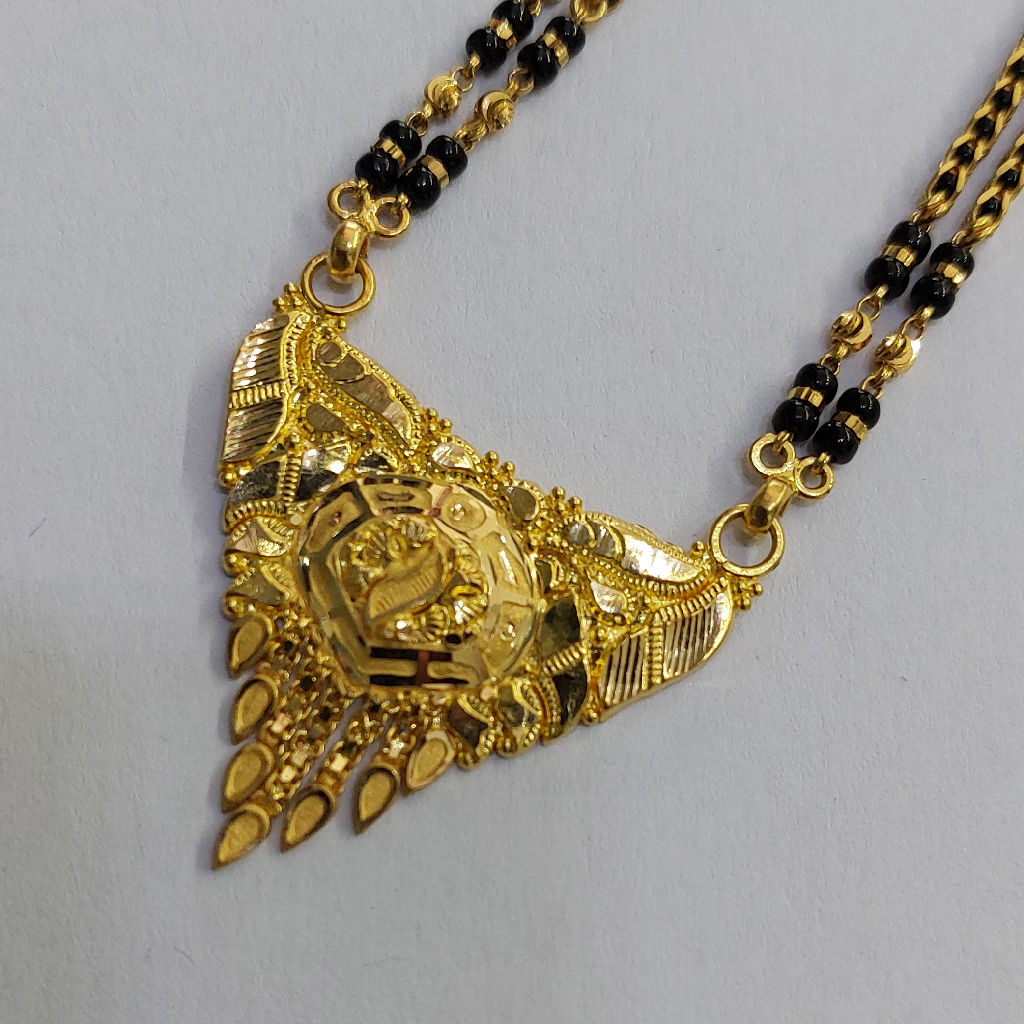 Gold Mangalsutra short design