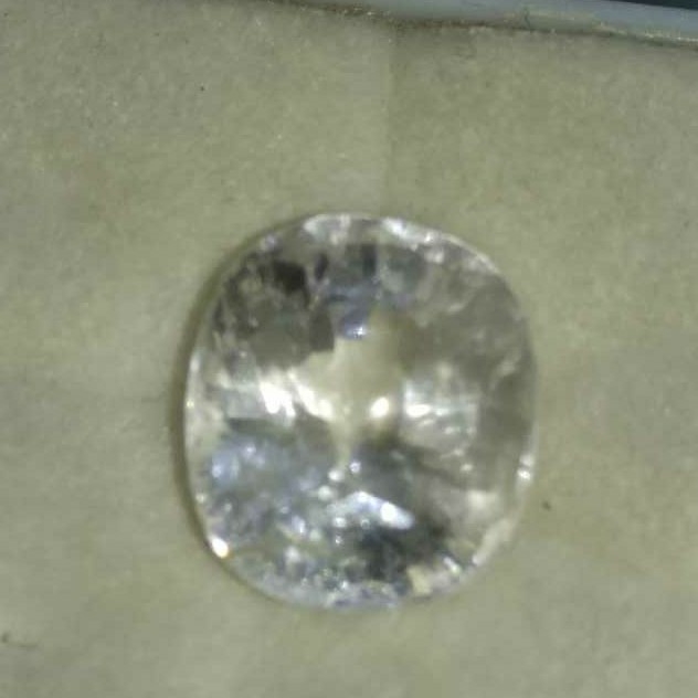 6.50ct oval white sapphire