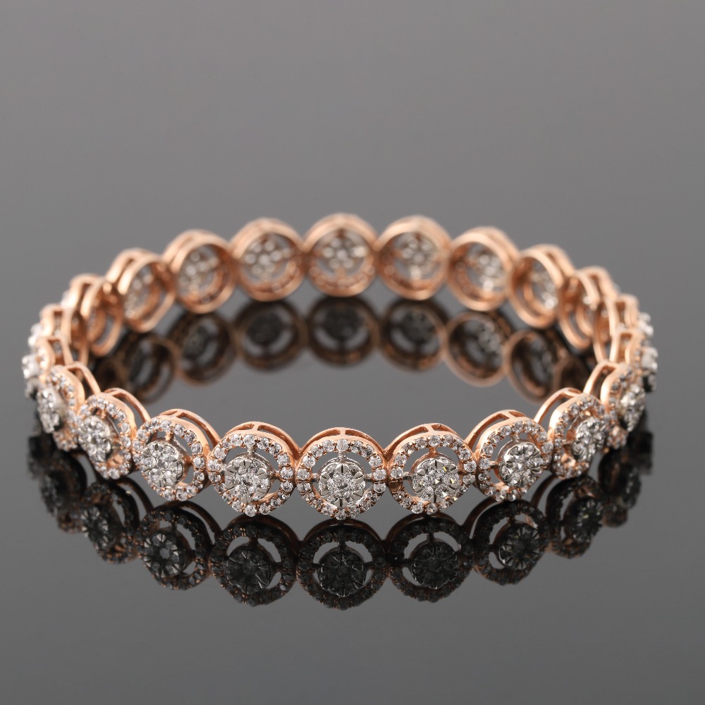 18kt rose gold designer diamond bangle