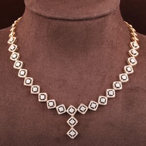 18kt yellow gold designer diamond necklace