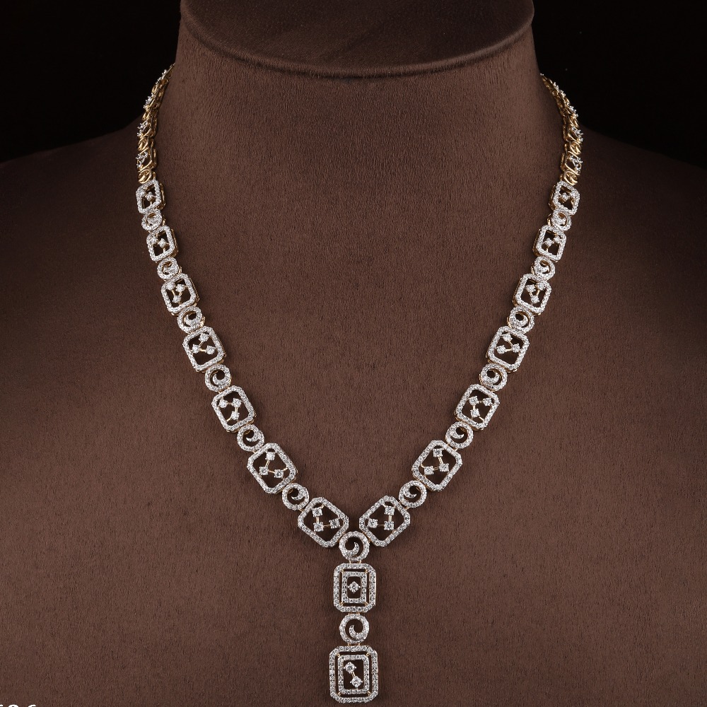 18kt rose gold designer diamond necklace