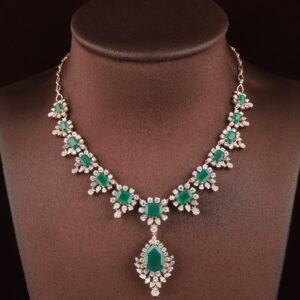 18kt designer diamond necklace