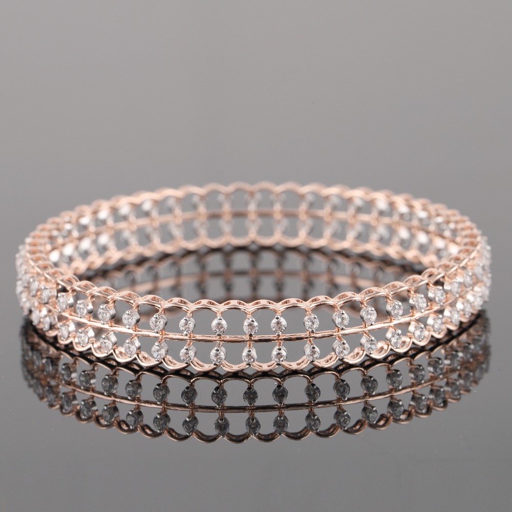 18kt rose gold designer diamond bangle