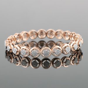 18kt designer diamond bangle