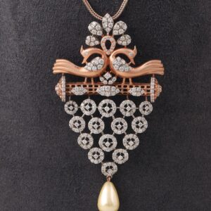 18kt designer diamond pendant