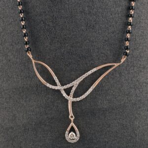 18kt yellow gold drop shaped diamond mangalsutra