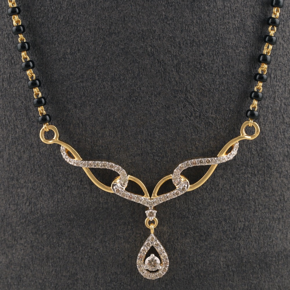 18kt yellow gold drop shaped diamond mangalsutra