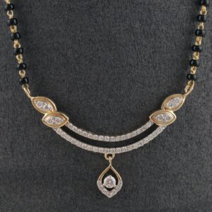 18kt drop shaped diamond mangalsutra