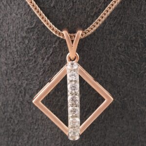 18kt rose gold diamond pendant