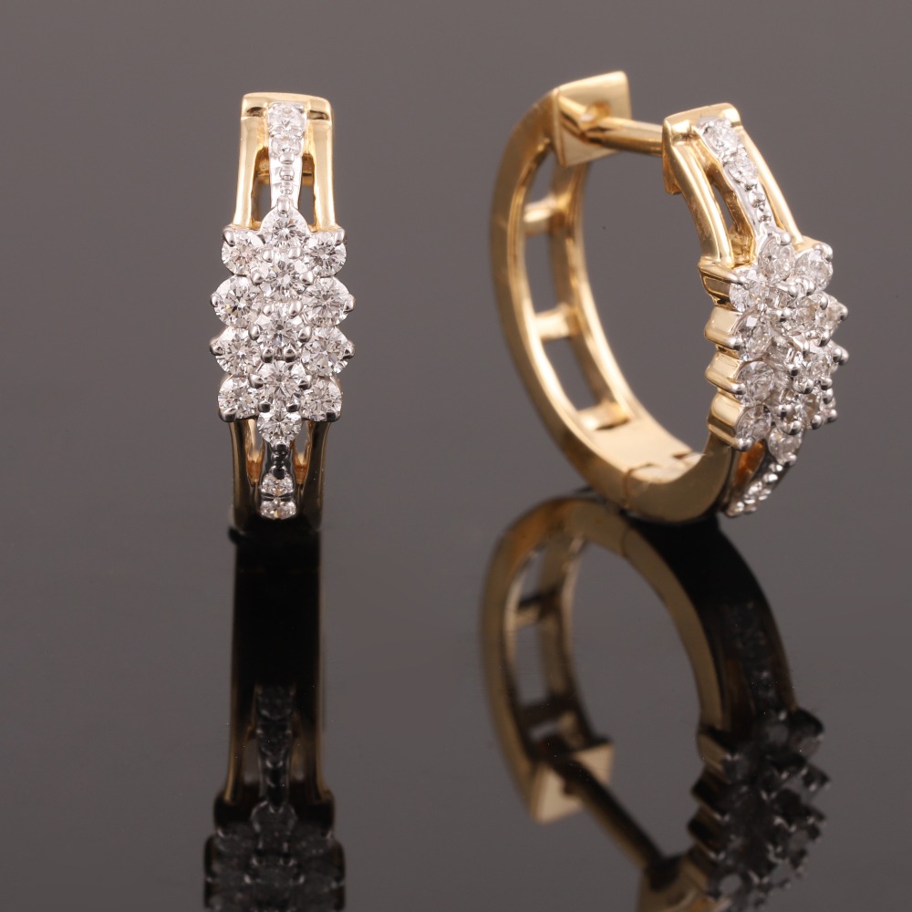 18kt yellow gold designer diamond bali earrings