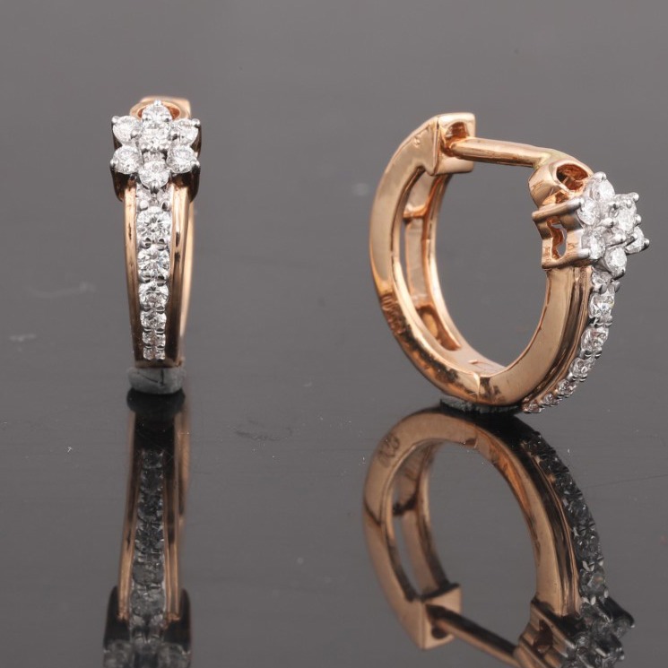 18kt designer diamond pan shape bali earrings